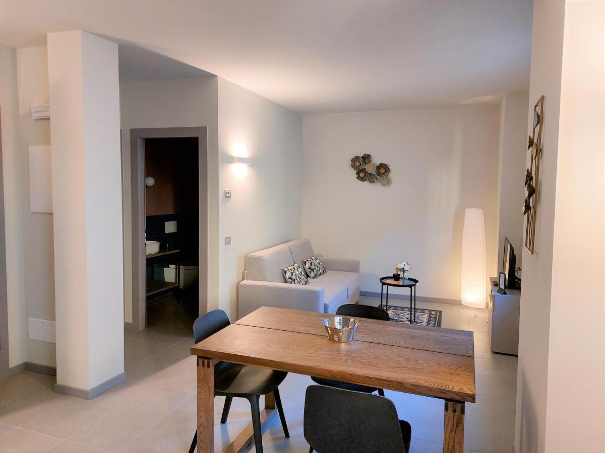 The 6 Apartments Rimini Exterior foto